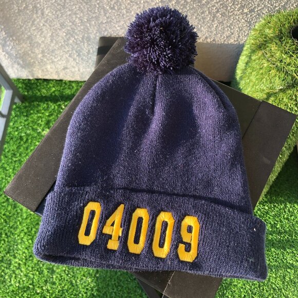 Bridgton, Maine Beanie - Picture 1 of 2